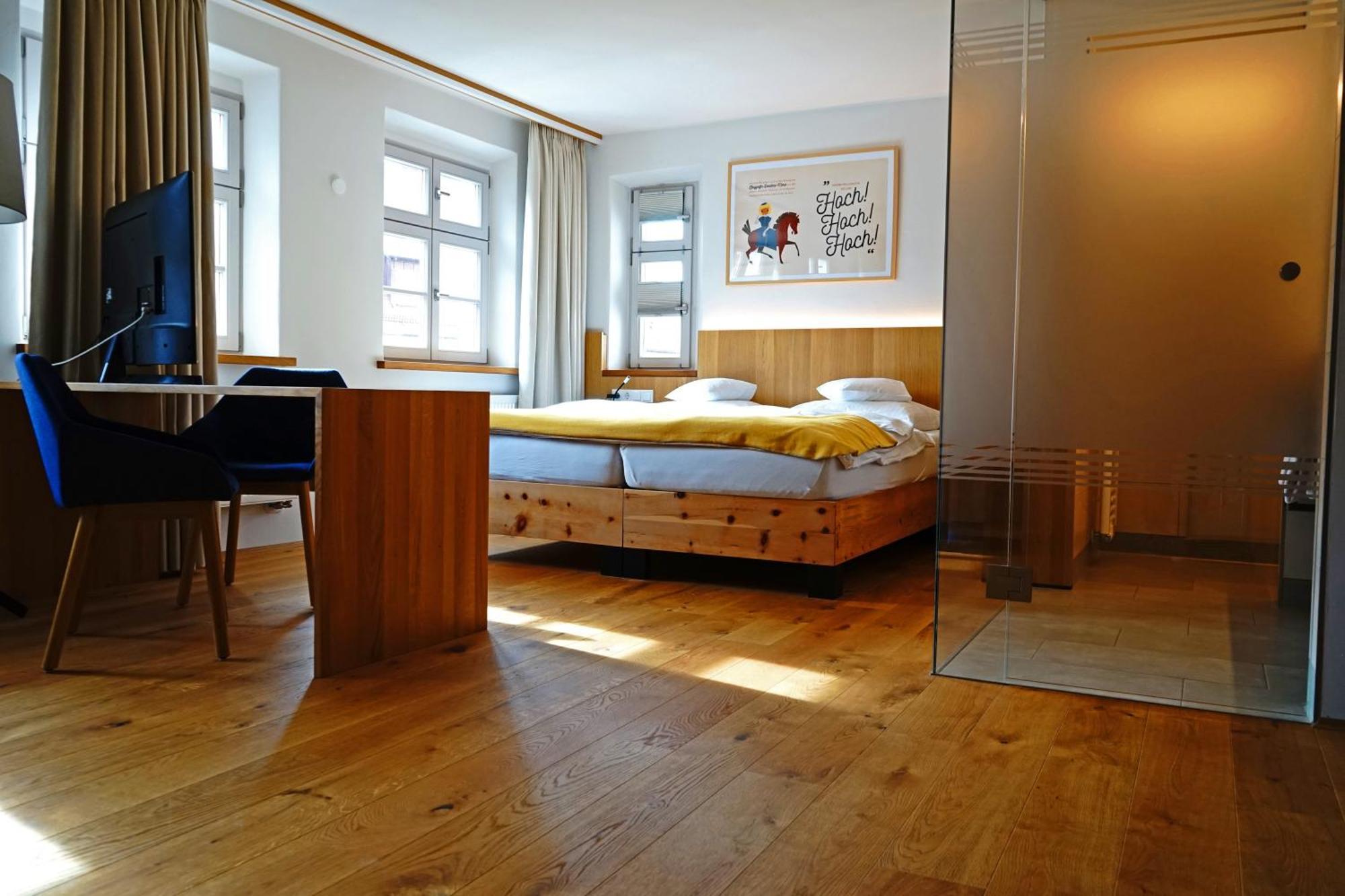 Hotel Zum Schwarzen Ross Und Gutmann Zur Post Hilpoltstein Extérieur photo